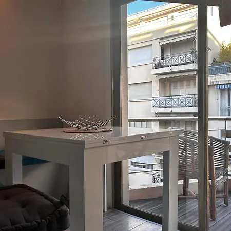 Appartamento 2 Bedroom With Ac Next To The Martinez *